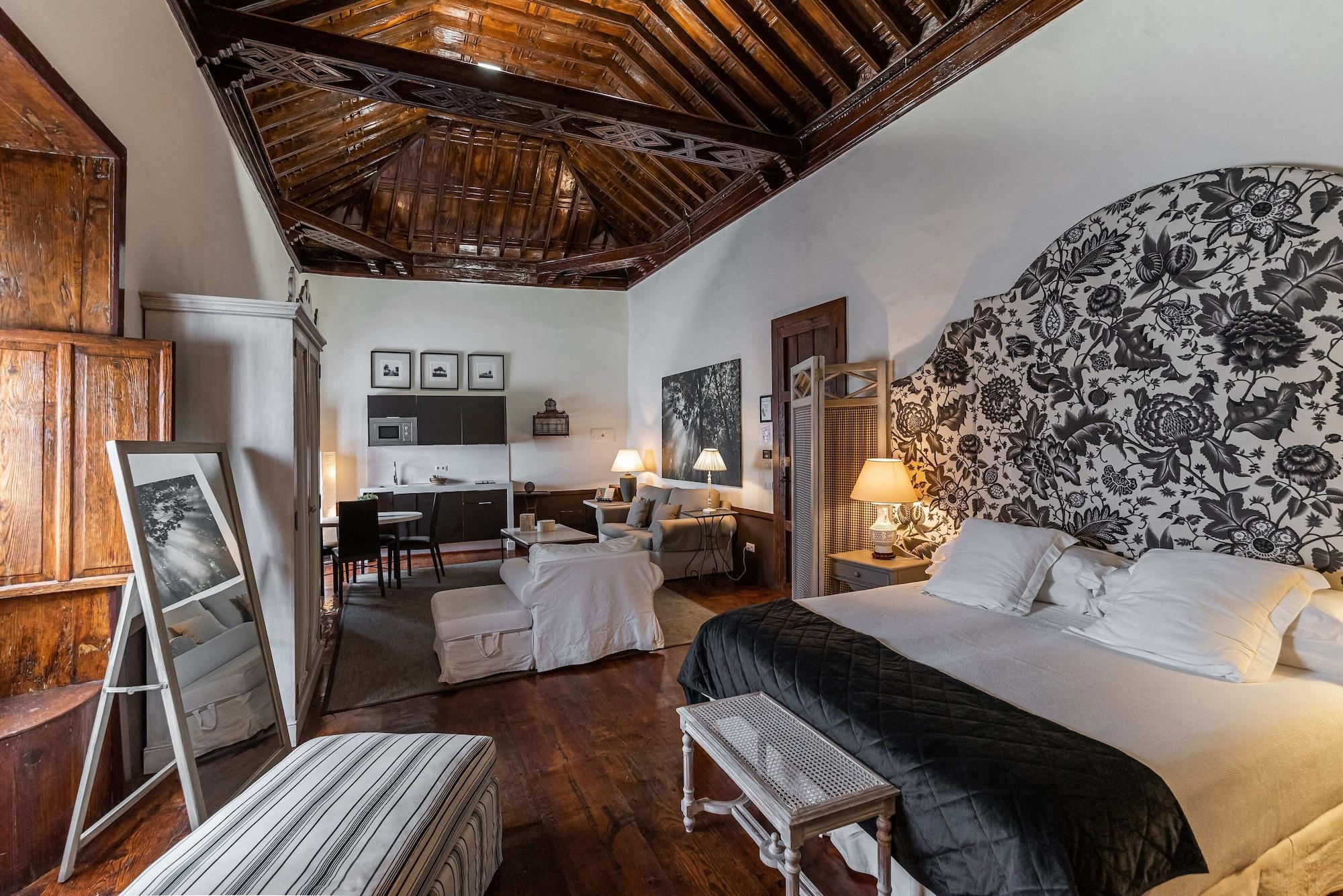 Isla Baja Suites غاراتْشيكو المظهر الخارجي الصورة